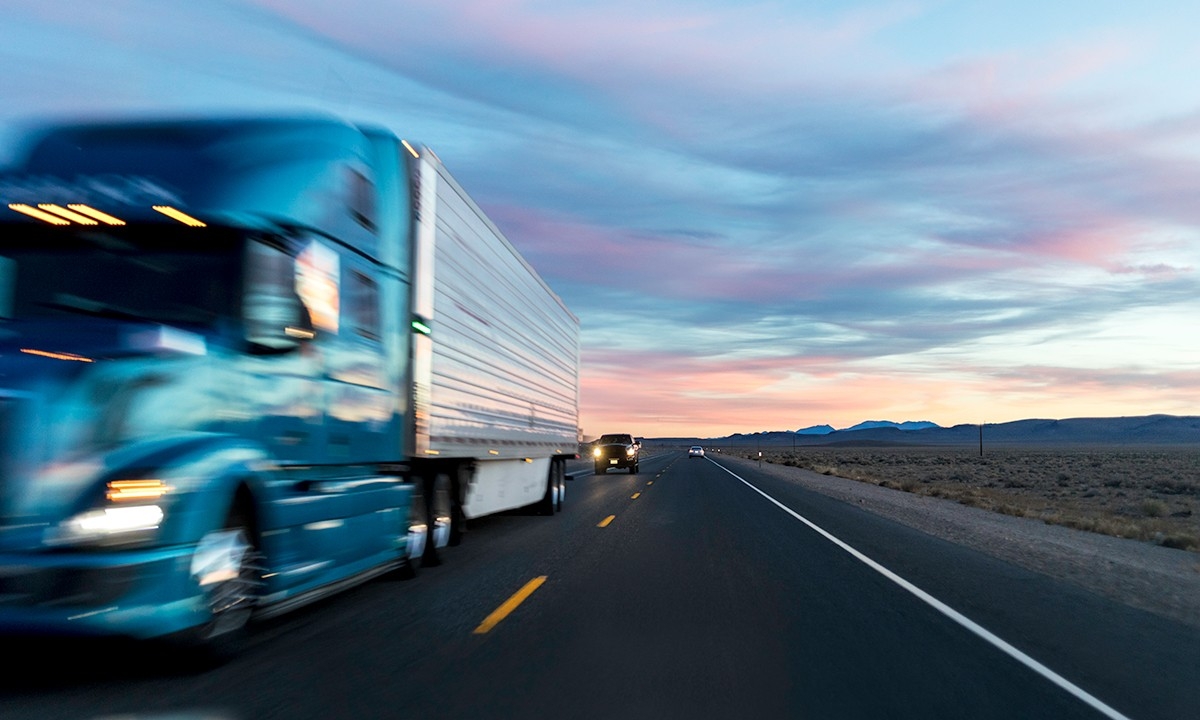 omnitracs-blog-unacceptable-increase-truck-involved-crashes-and-fatalities-image-1